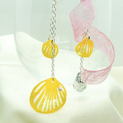 風に舞う花弁[黄] 2枚目の画像