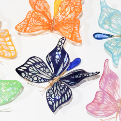 ファンタジーな蝶々の切り絵かんざし[群青] 6枚目の画像