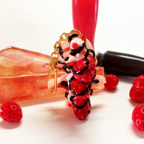 キューピーストラップ-いちごスペシャル- キーホルダー OKOME 通販