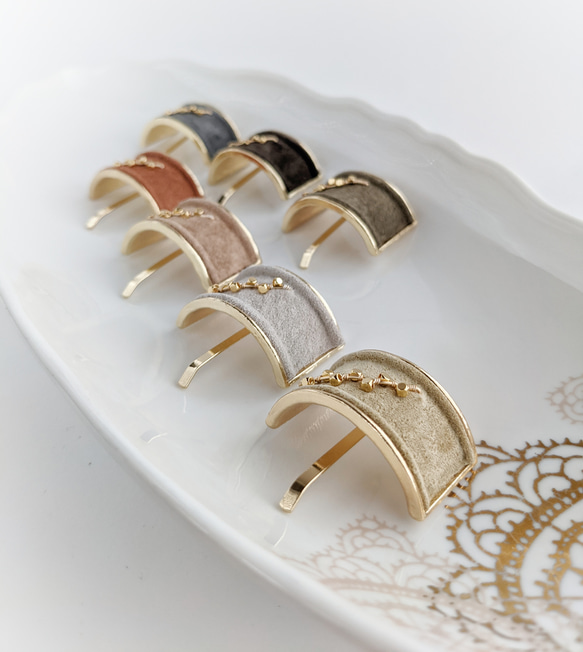 本革♡スエード×ゴールドメタル　  大人のためのポニーフック　秋色　秋カラー 6枚目の画像