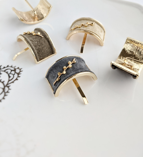 本革♡スエード×ゴールドメタル　  大人のためのポニーフック　秋色　秋カラー 7枚目の画像