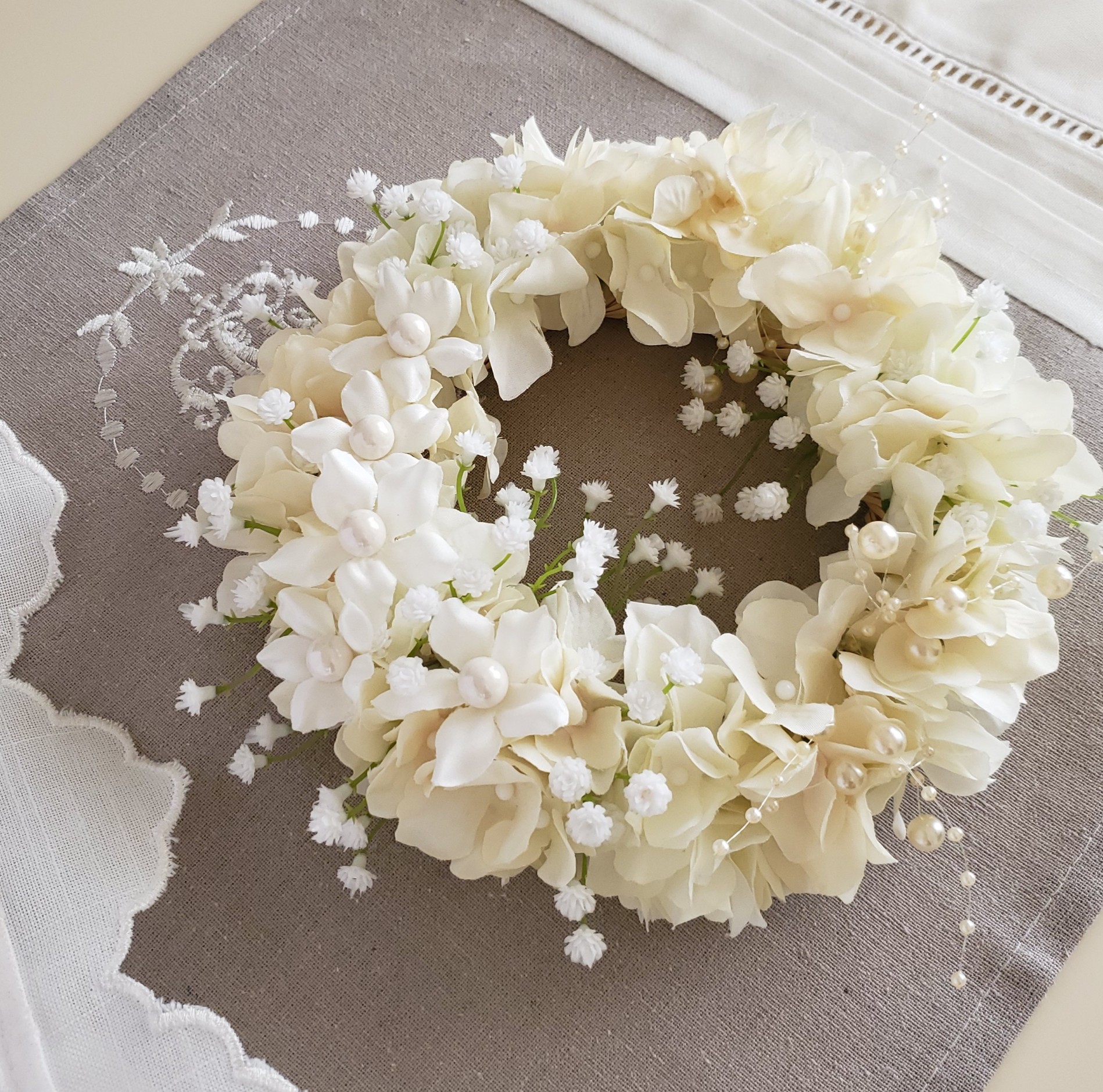 ⋆り様専用 お申込み欄⋆ アーティフィシャル・ジャスミンとかすみ草 贈呈用リース《底面ミラーの真鍮ガラスケース入り》