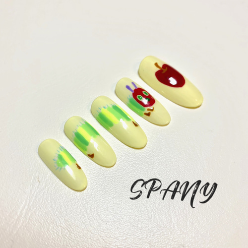 ネイルチップ/付け爪/はらぺこあおむし/キャラクター ネイルチップ