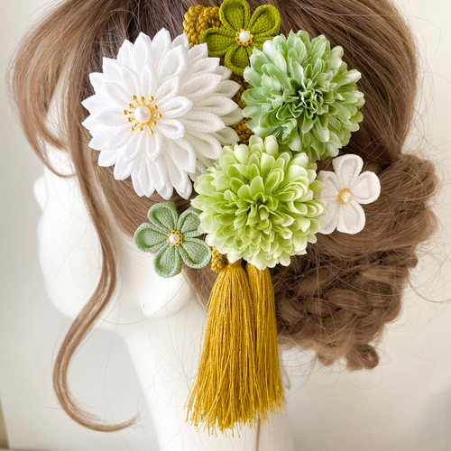 成人式 髪飾り 和装 ホワイト×グリーン ダリア つまみ細工 マム