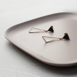雙三角耳環 第2張的照片