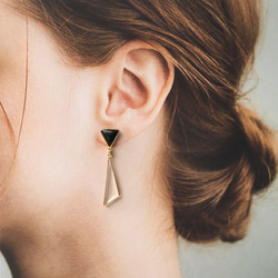 雙三角耳環 第6張的照片