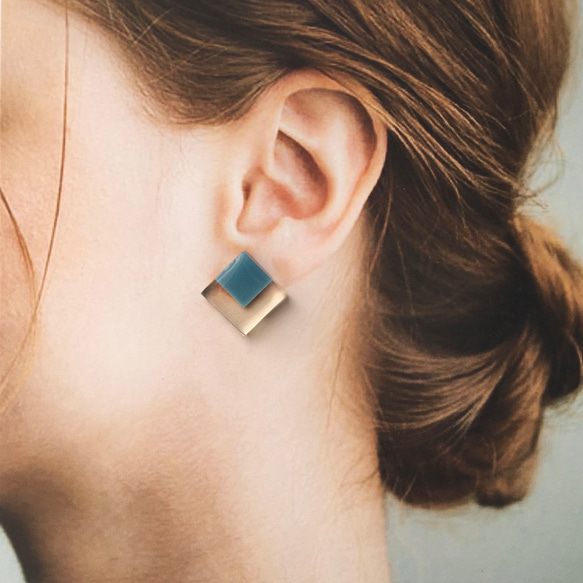 透明方形（灰藍色）耳環/耳環 第2張的照片
