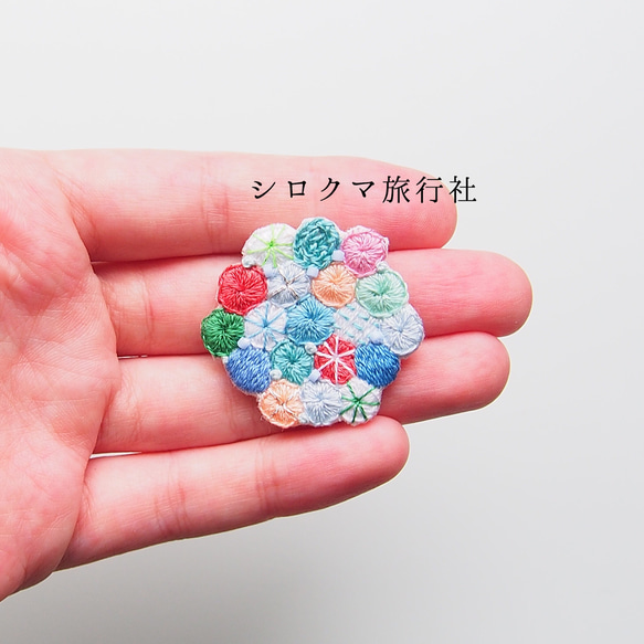 【小さいサイズ】まるい　刺繍ブローチ　ミックス 4枚目の画像