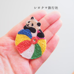 【Panda】 embroidery brooch 刺繡胸針 第4張的照片