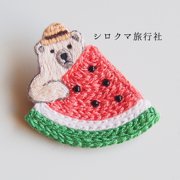 【Polar bear & watermelon】 embroidery brooch 刺繡胸針　Red 第3張的照片