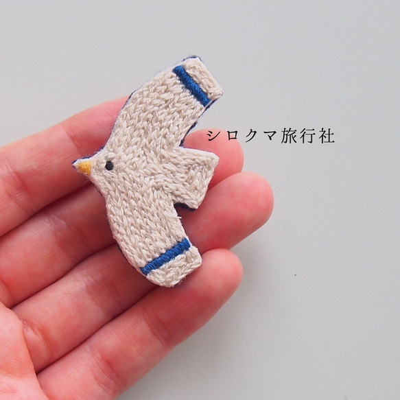 【Seagull】embroidery brooch 刺繡胸針【海鸥】 第4張的照片