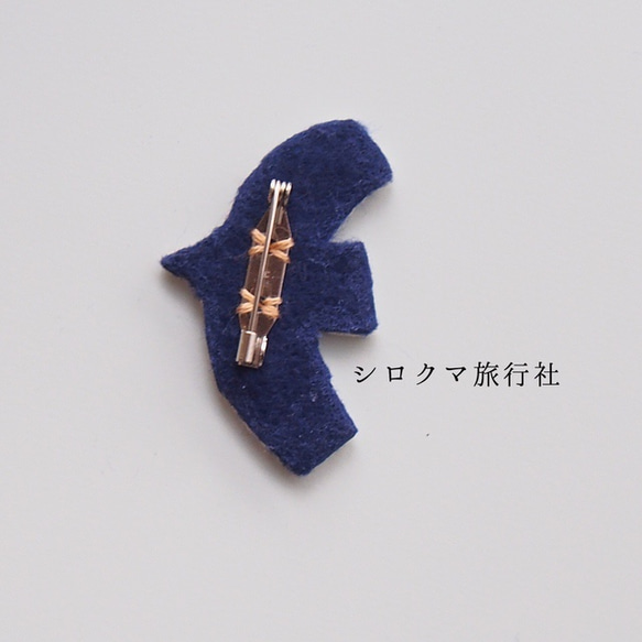 【Seagull】embroidery brooch 刺繡胸針【海鸥】 第5張的照片