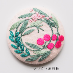 【植物 】embroidery brooch 刺繡胸針 第2張的照片
