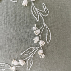 スズラン刺繍キット　縫製済みクッションカバー　基本ステッチとパールビーズで 4枚目の画像