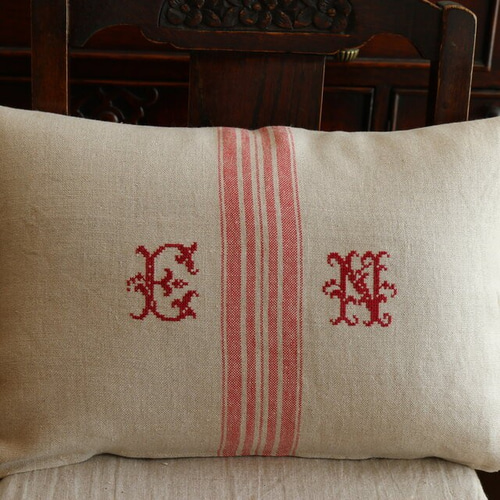 クロスステッチ 刺繍キット リトアニアリネン 縫製済みクッション