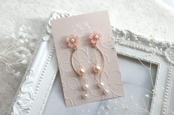 桜とウェーブパールピアス/イヤリング ピアス（スタッド・一粒） MM