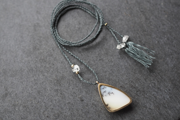 dendritic agate brass necklace 1枚目の画像