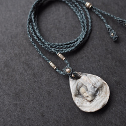 drussy agate macramé necklace 1枚目の画像