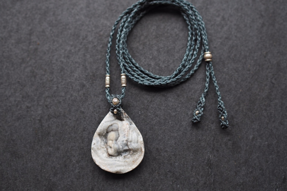 drussy agate macramé necklace 2枚目の画像