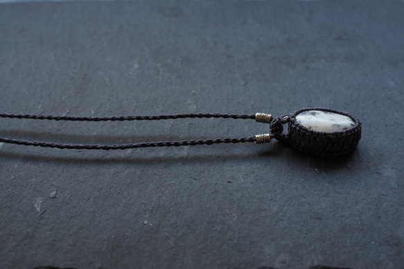 dendritic agate macramé necklace (snowstorm) 9枚目の画像