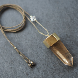 smoky rutile quartz brass necklace 10枚目の画像