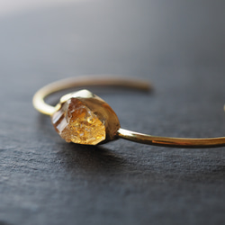 citrine brass bangle 3枚目の画像