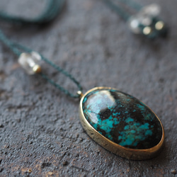 turquoise brass necklace (mottled) 4枚目の画像