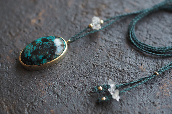 turquoise brass necklace (mottled) 6枚目の画像