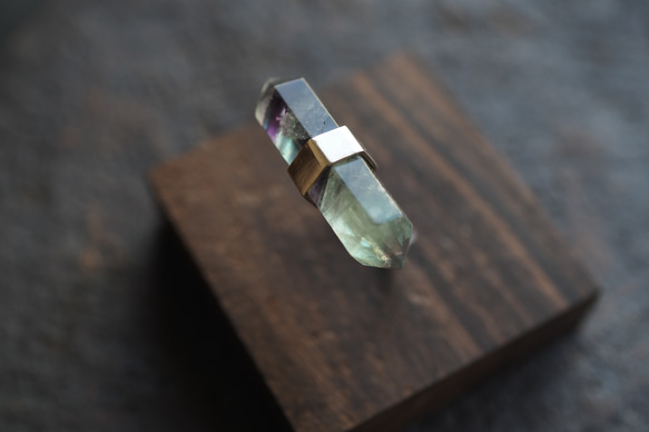 fluorite silver ring (lying down) 2枚目の画像