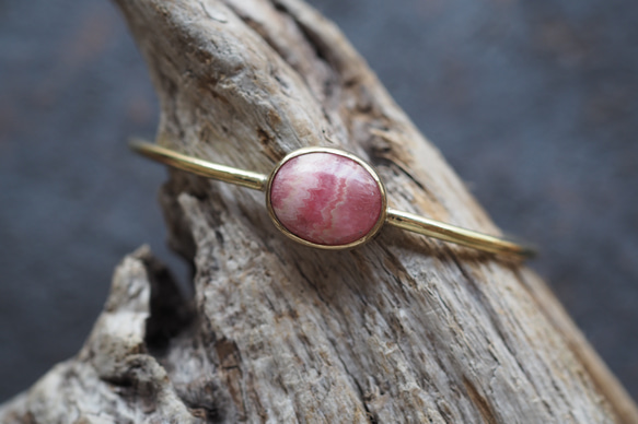 rhodochrosite brass bangle 8枚目の画像