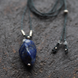 lapis lazuli macrame necklace (milky way) 6枚目の画像
