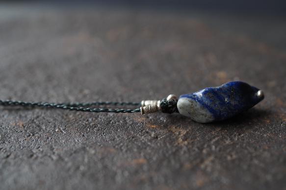 lapis lazuli macrame necklace (milky way) 9枚目の画像