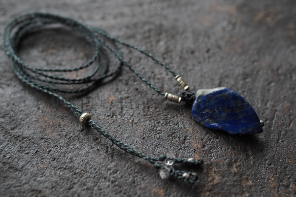 lapis lazuli macrame necklace (milky way) 10枚目の画像