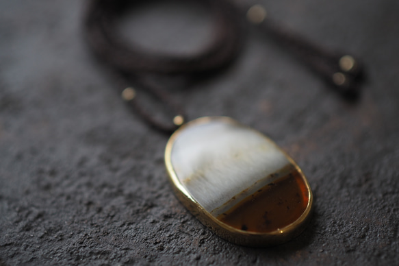 agate brass necklace (morning glowry) 2枚目の画像