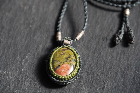 macramé　unakite　necklace 3枚目の画像