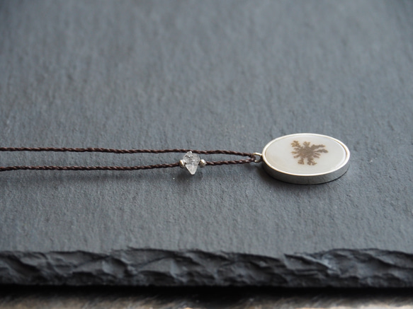 dendritic agate silver necklace (flower) 7枚目の画像