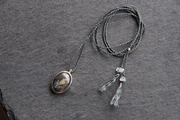 labradorite silver necklace 3枚目の画像