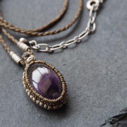 macramé  red cap amethyst  necklace 5枚目の画像