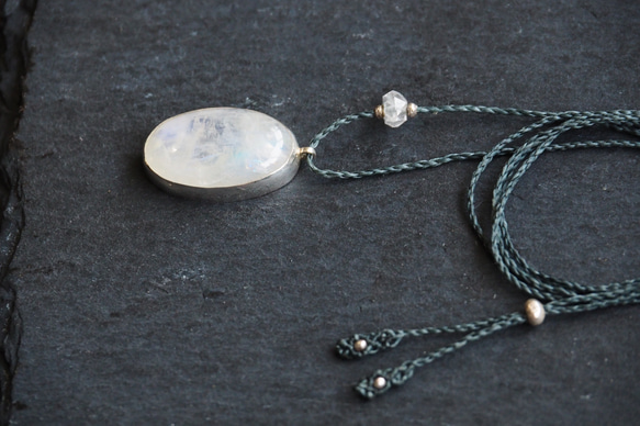 white labradorite silver necklace (reflect) 6枚目の画像