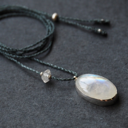 white labradorite silver necklace (reflect) 7枚目の画像