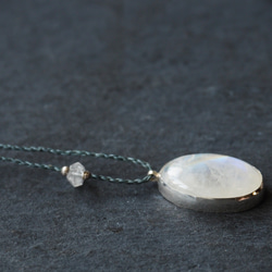 white labradorite silver necklace (reflect) 8枚目の画像