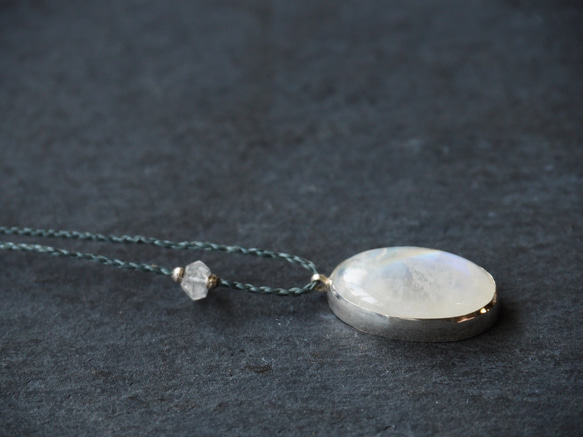 white labradorite silver necklace (reflect) 8枚目の画像