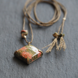 unakite brass necklace 5枚目の画像