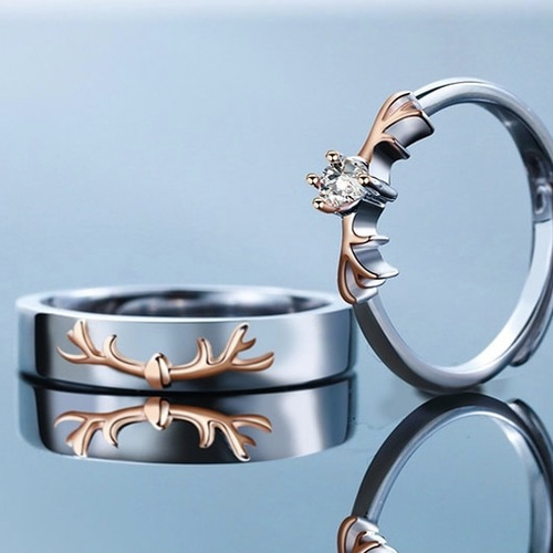 鹿モチーフの指輪☆2個セット☆シルバー☆ジルコニア☆ペアリング 指輪