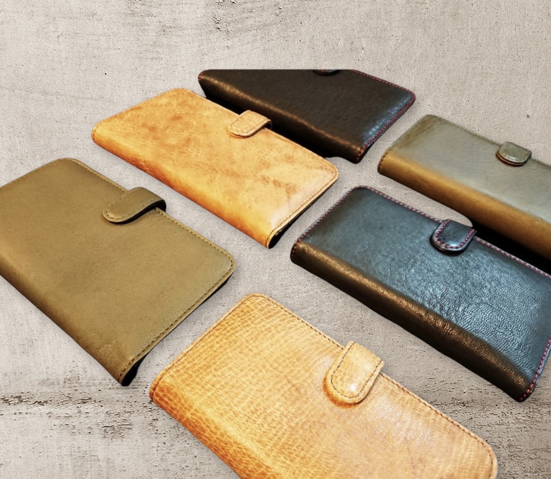 スマートフォンカバー 本革