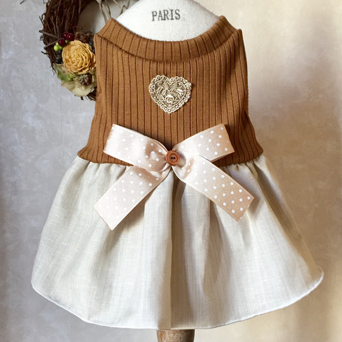 犬服 リブニットとサマーウールリネンのワンピース（スカートの生地は