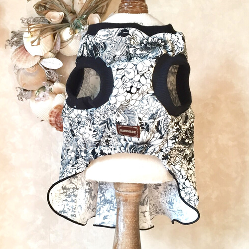 犬服 ワンピース(SS)       ꒡̈⃝Lily꒡̈⃝ハンドメイド ワンピース P297 ハンドメイド 姫 お城 モチーフ スカート