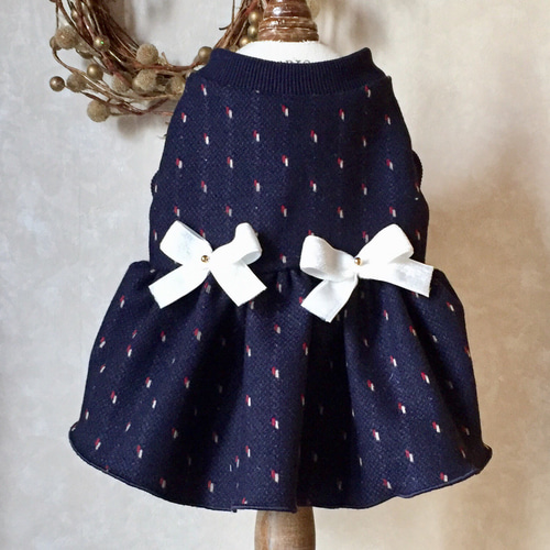 犬服 ハンドメイド ドット刺繍のナチュラルワンピース ペット服