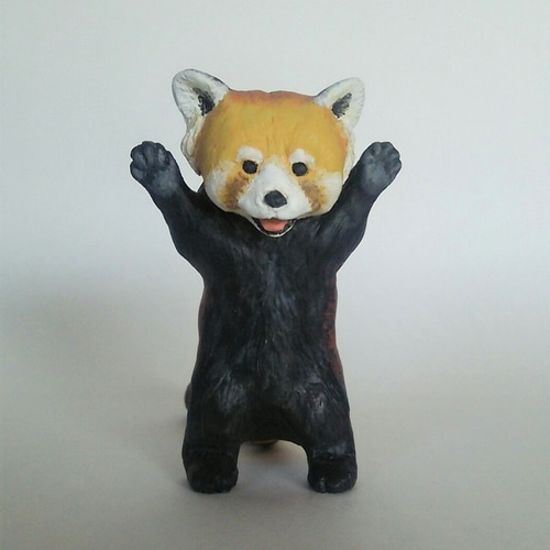 威嚇が可愛いレッサーパンダのフィギュア その他置物 キコリ
