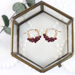 ｛ピアスイヤリング｝14kgf/petit berries hoops ガーネット〔1月誕生石〕 3枚目の画像